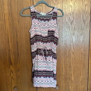 Patterned causal tie dress